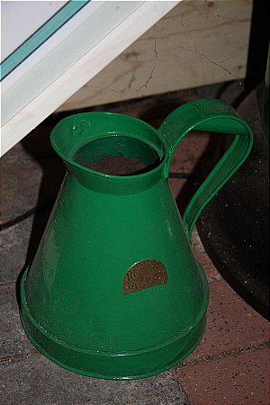 OIL POURER (Half Gallon) - click to enlarge